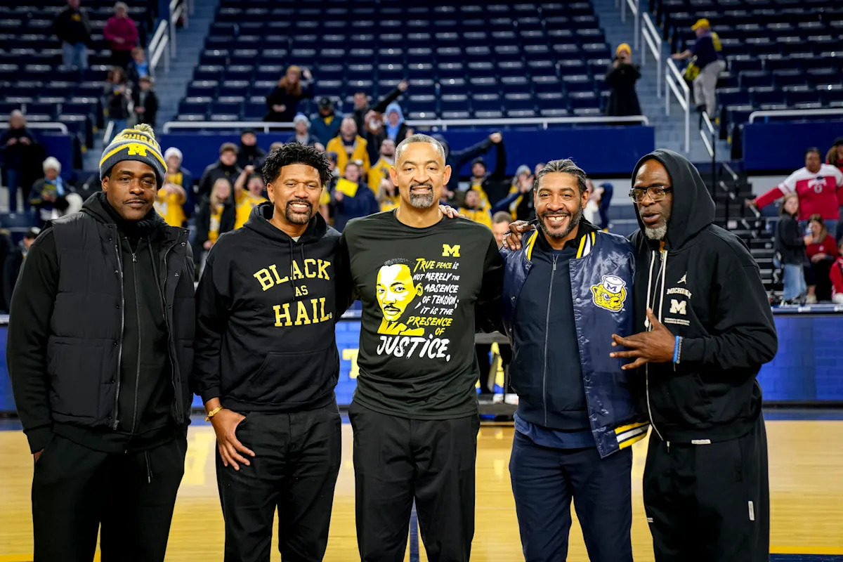 Michigan's 'Fab Five' getting together for Final Four alternative broadcast observed today