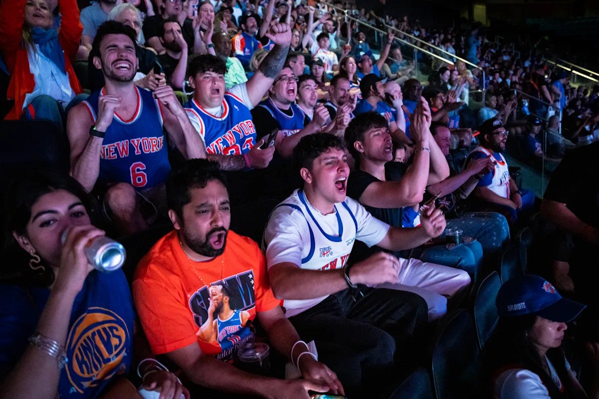 Knicks auction off two celebrity row seats for over $1 million ahead of Matchup 3 takes center stage