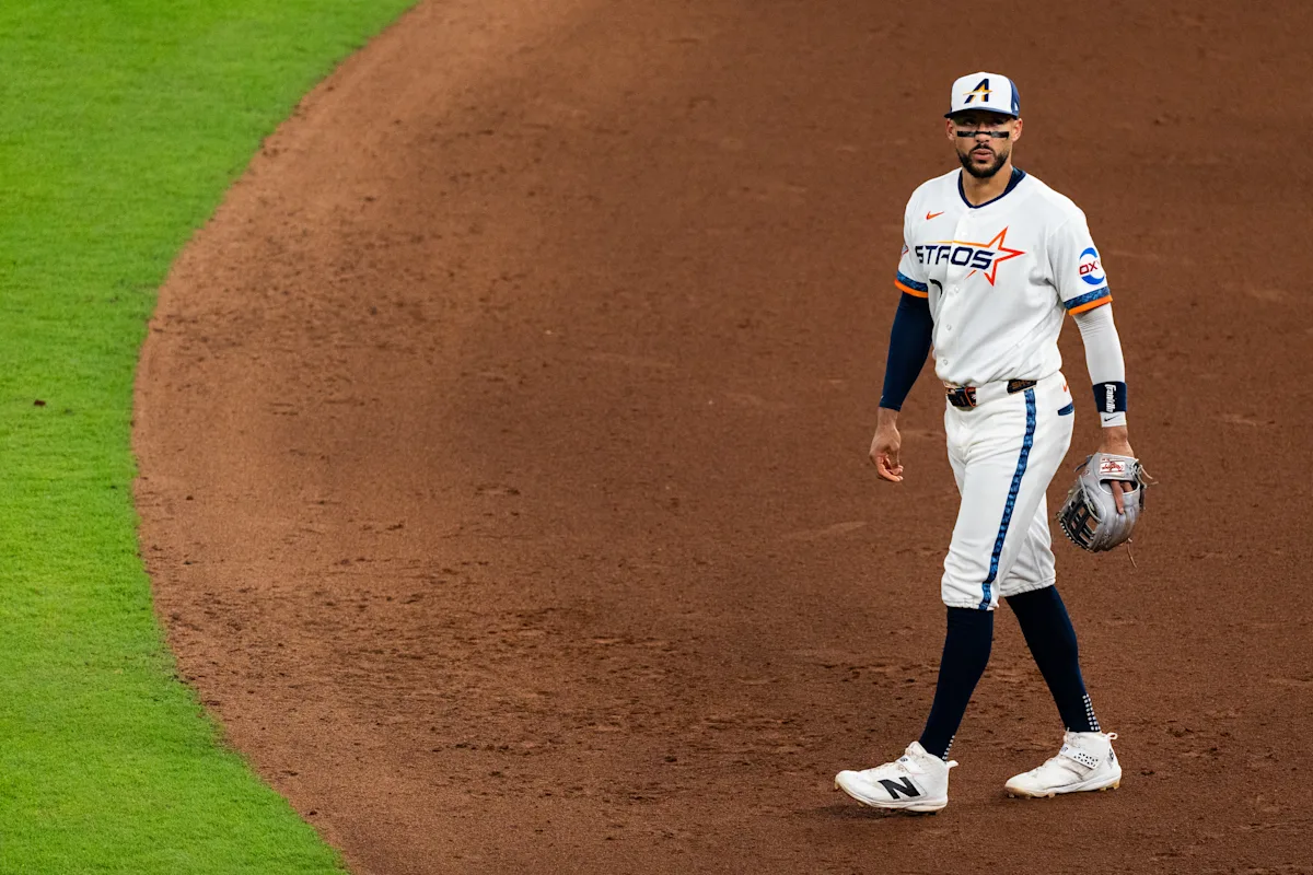 Carlos Correa becomes latest injured Astro -- and it Took place In warmups takes center stage