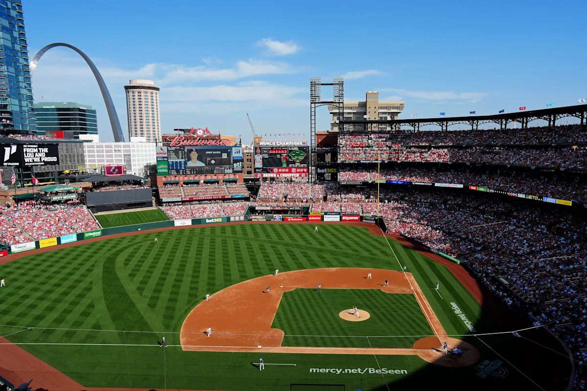 Man stabbed to death at Busch Stadium after Cardinals' loss to Dodgers observed today