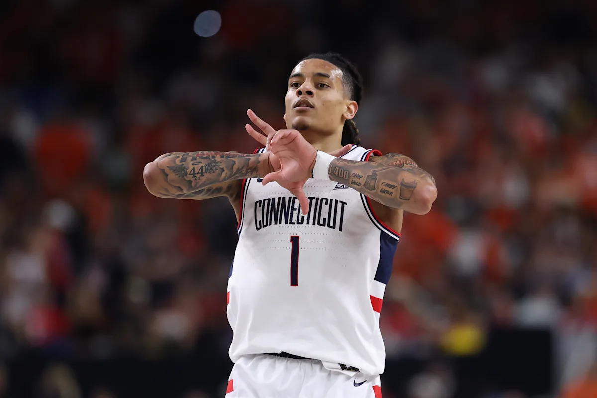 UConn guard Solo Ball dealing with foot sprain, status for title Engagement uncertain takes center stage