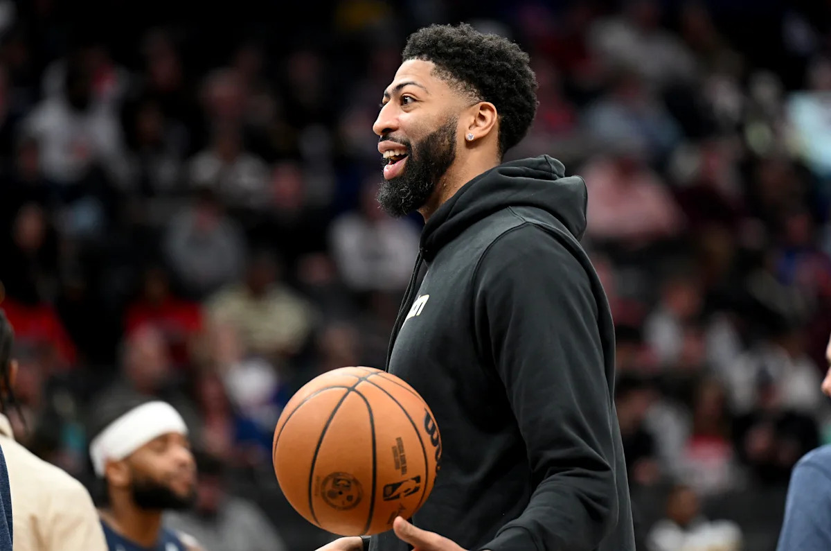 Anthony Davis (hand) won't make debut with Wizards in March takes center stage