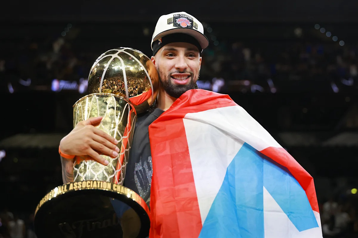 Jose Alvarado celebrates with Mamdani at Puerto Rican Day Parade creates buzz