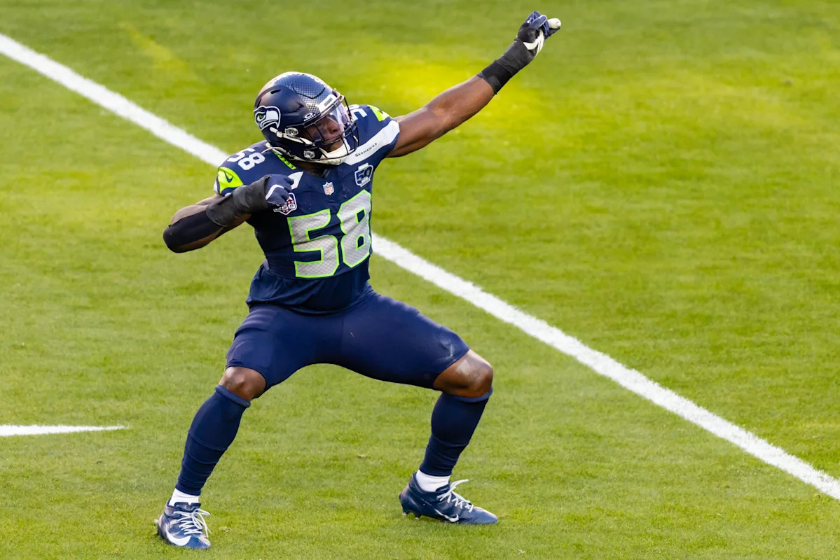 Seahawks reportedly sign edge rusher Derick Hall to 3- year -- $42M extension creates buzz