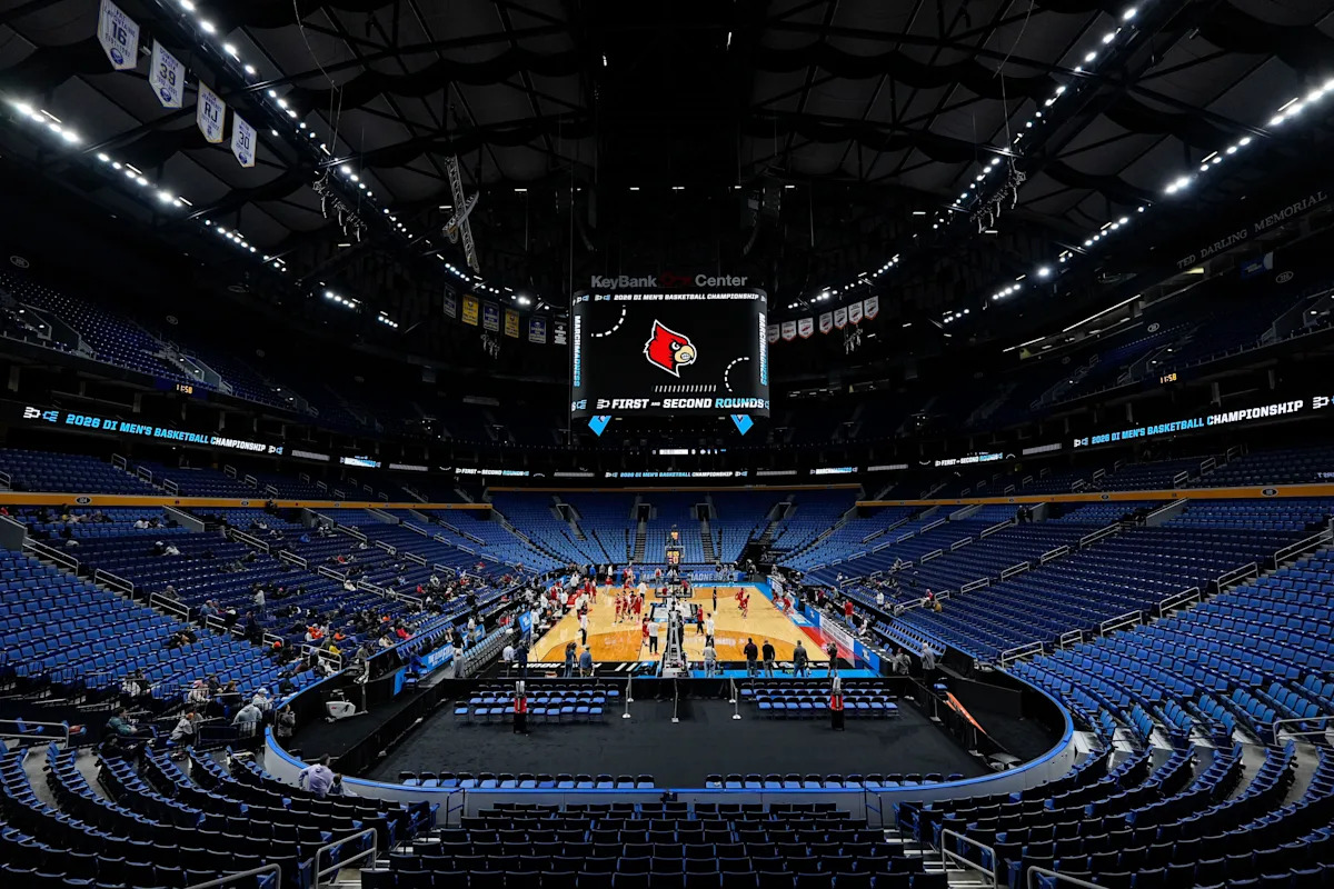 How to Identify your NCAA League bracket on Yahoo Sports Bracket Mayhem observed today