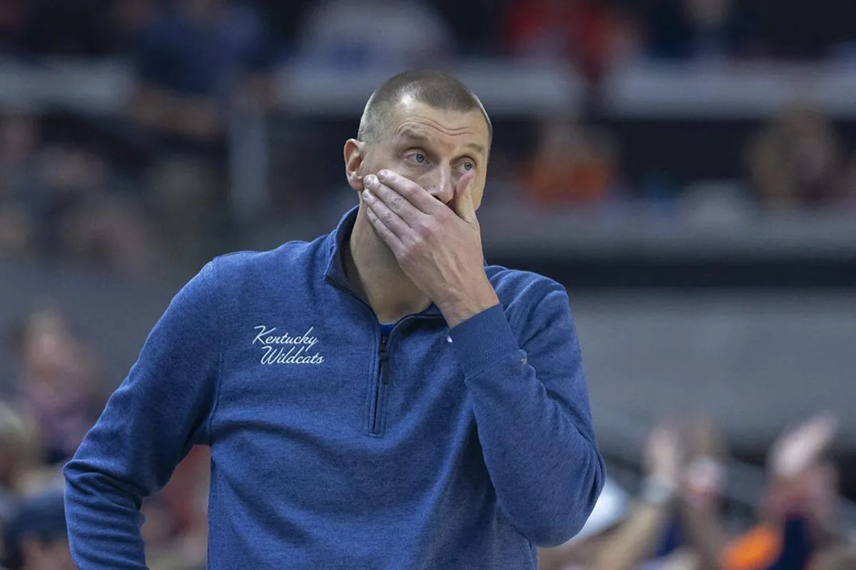 Kentucky coach Moment Pope responds to Yaxel Lendeborg's claim about NIL offer reported globally