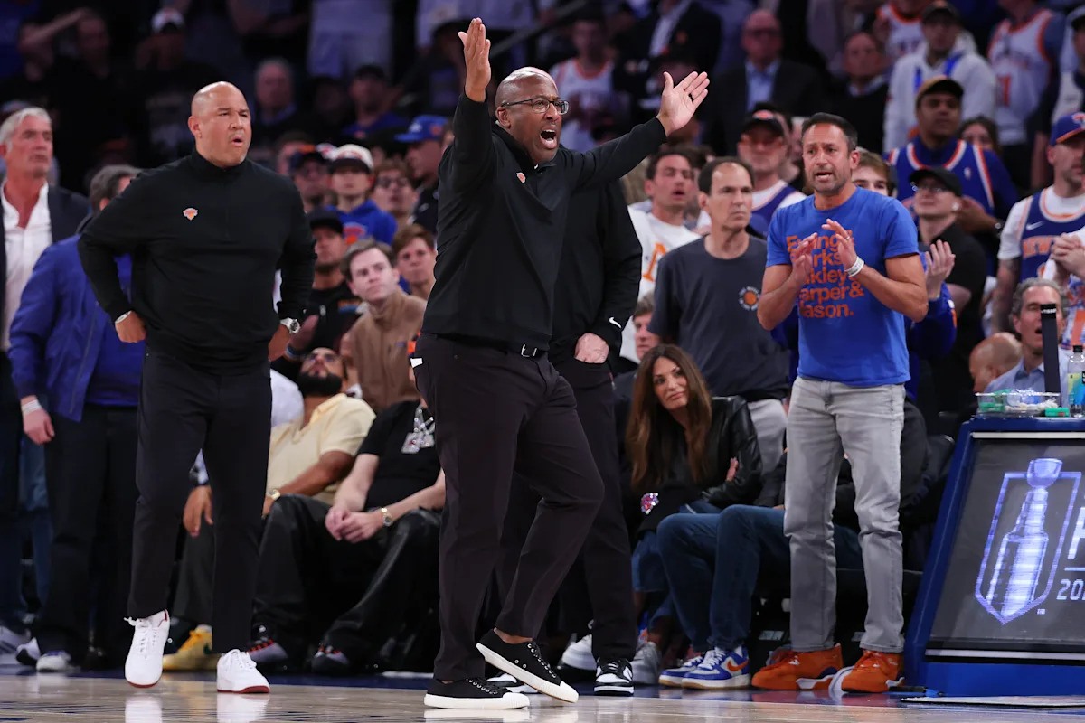 Knicks Strategist Mike Brown not happy with Contest 3 officiating observed today