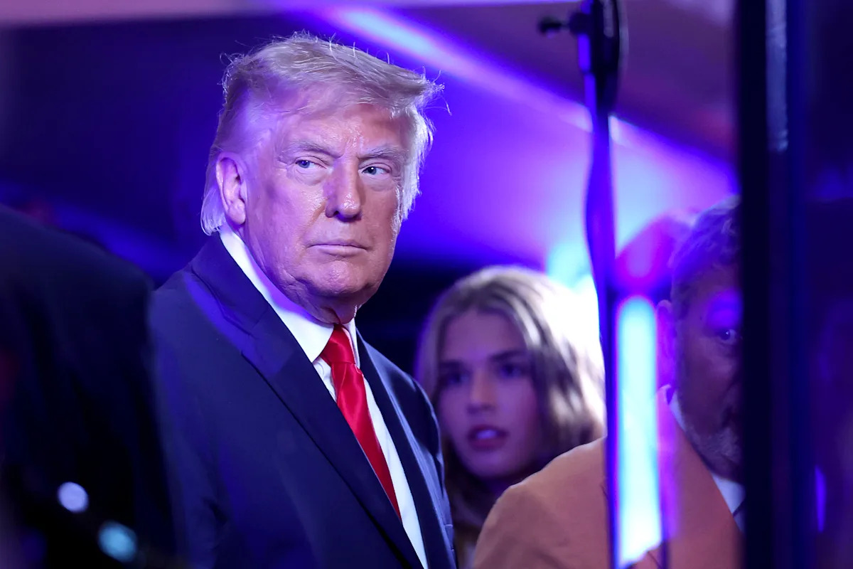 President Donald Trump booed at MSG in history-making NBA Finals appearance hits headlines