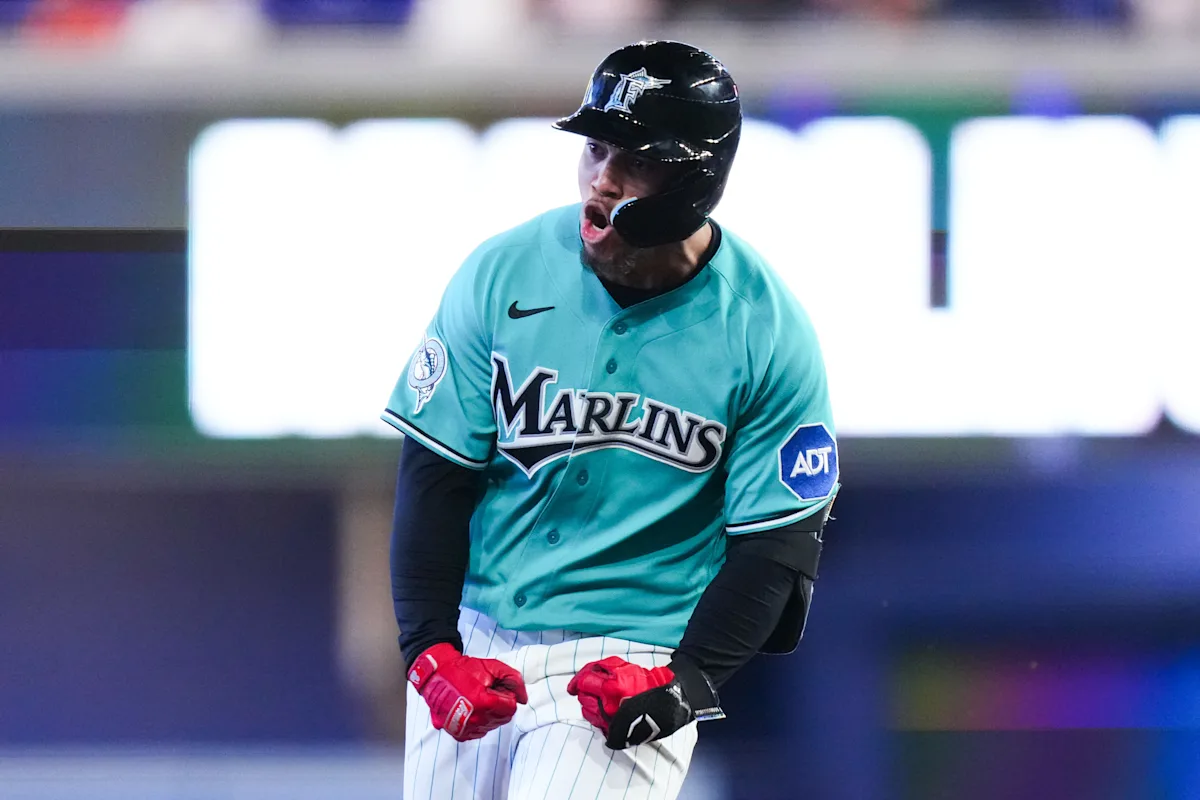 Heriberto Hernández hits walk-off grand slam as Marlins sweep Mets hits headlines