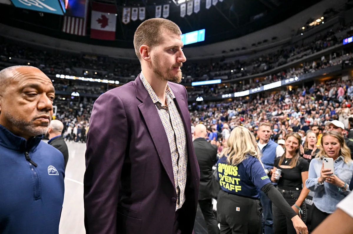 Nikola Jokić questionable for must-play game for NBA awards eligibility on Sunday hits headlines