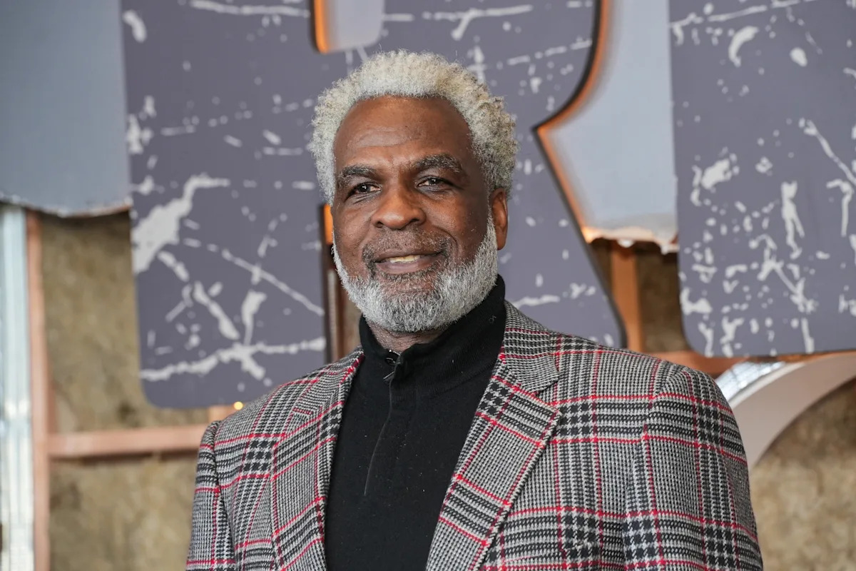 Charles Oakley-James Dolan feud continues during Knicks' NBA Finals Operate hits headlines